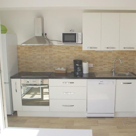 Apartment Lumago Kaštela Екстериор снимка