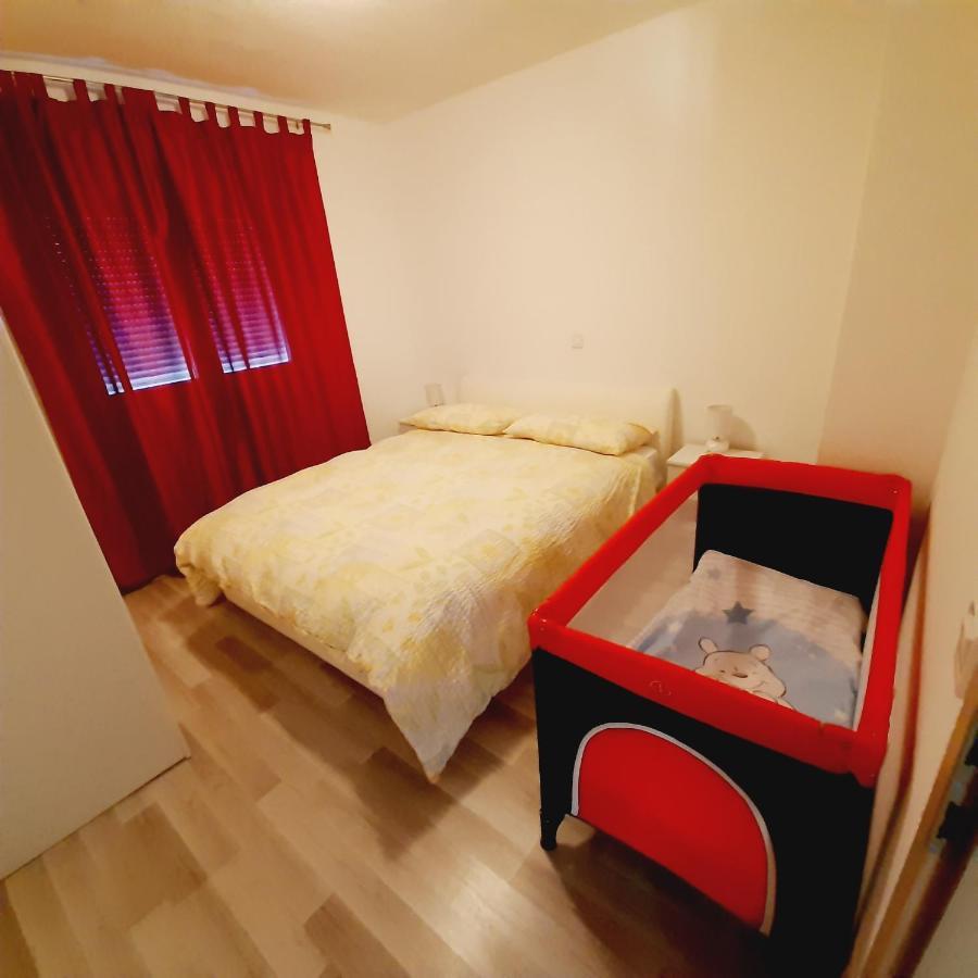 Apartment Lumago Kaštela Екстериор снимка