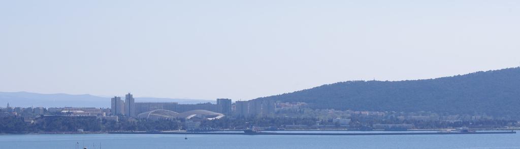 Apartment Lumago Kaštela Екстериор снимка