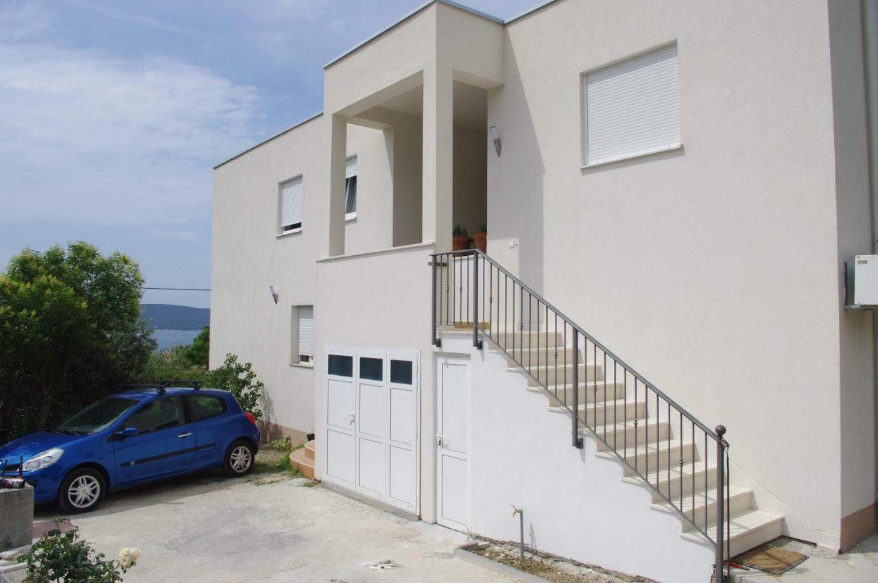 Apartment Lumago Kaštela Екстериор снимка