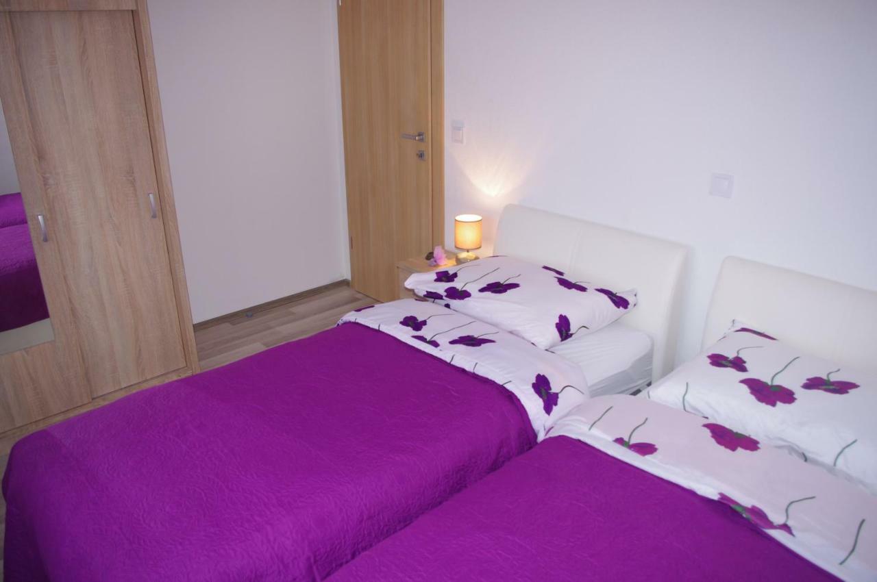 Apartment Lumago Kaštela Екстериор снимка